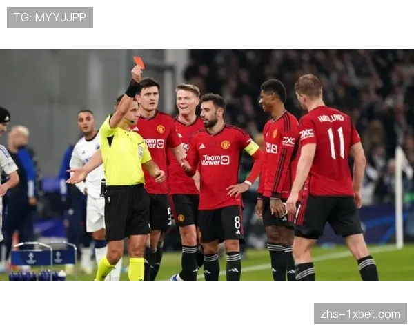 曼联训练基地启用新型降温设备，应对本周末可能出现的异常高温天气